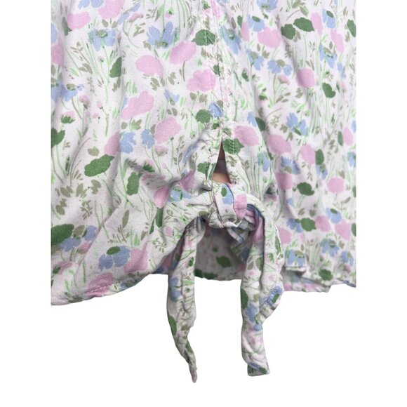 LC Lauren Conrad Floral V-Neck Blouse With Balloon Sleeves & Tie Front - Picture 3 of 12